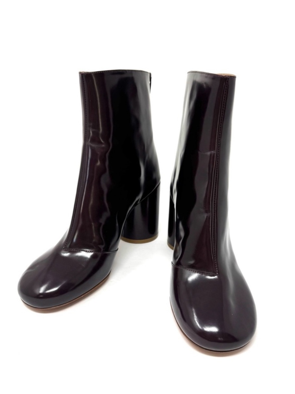 MAISON MARTIN MARGIELA, burgundy high gloss leather booties, Italy, 39.5, NWT